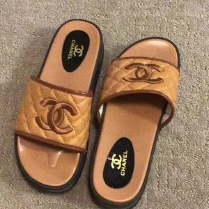 Sandal/slide on